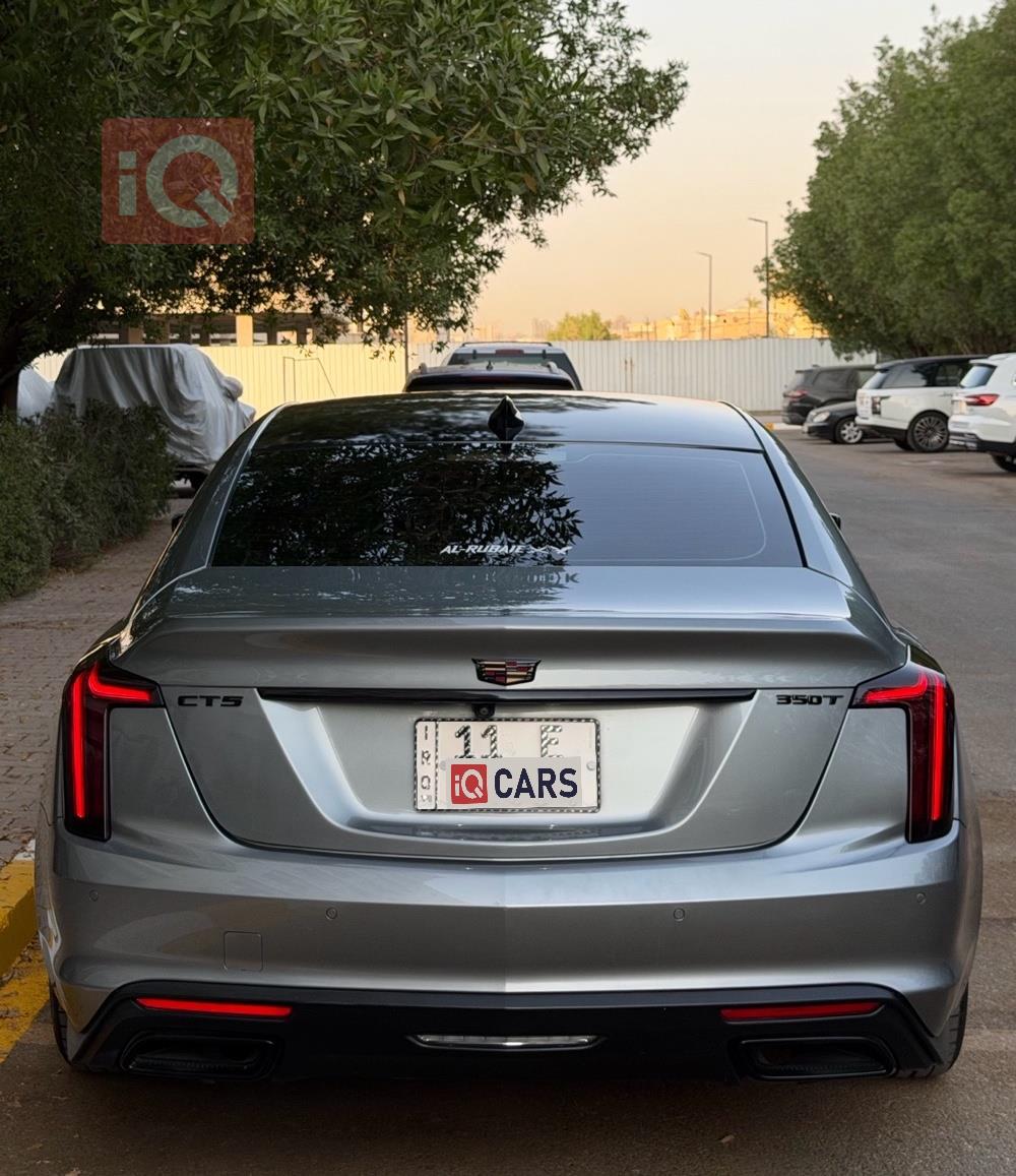 كاديلاك CT5
